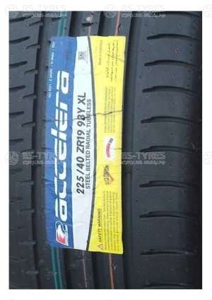 Accelera PHi 215/50 R17 95W